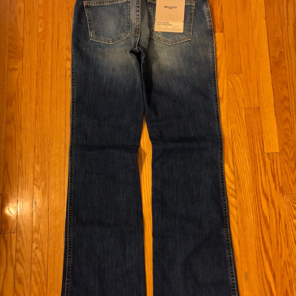 NWT GAP women’s jeans - Picture 2 of 4